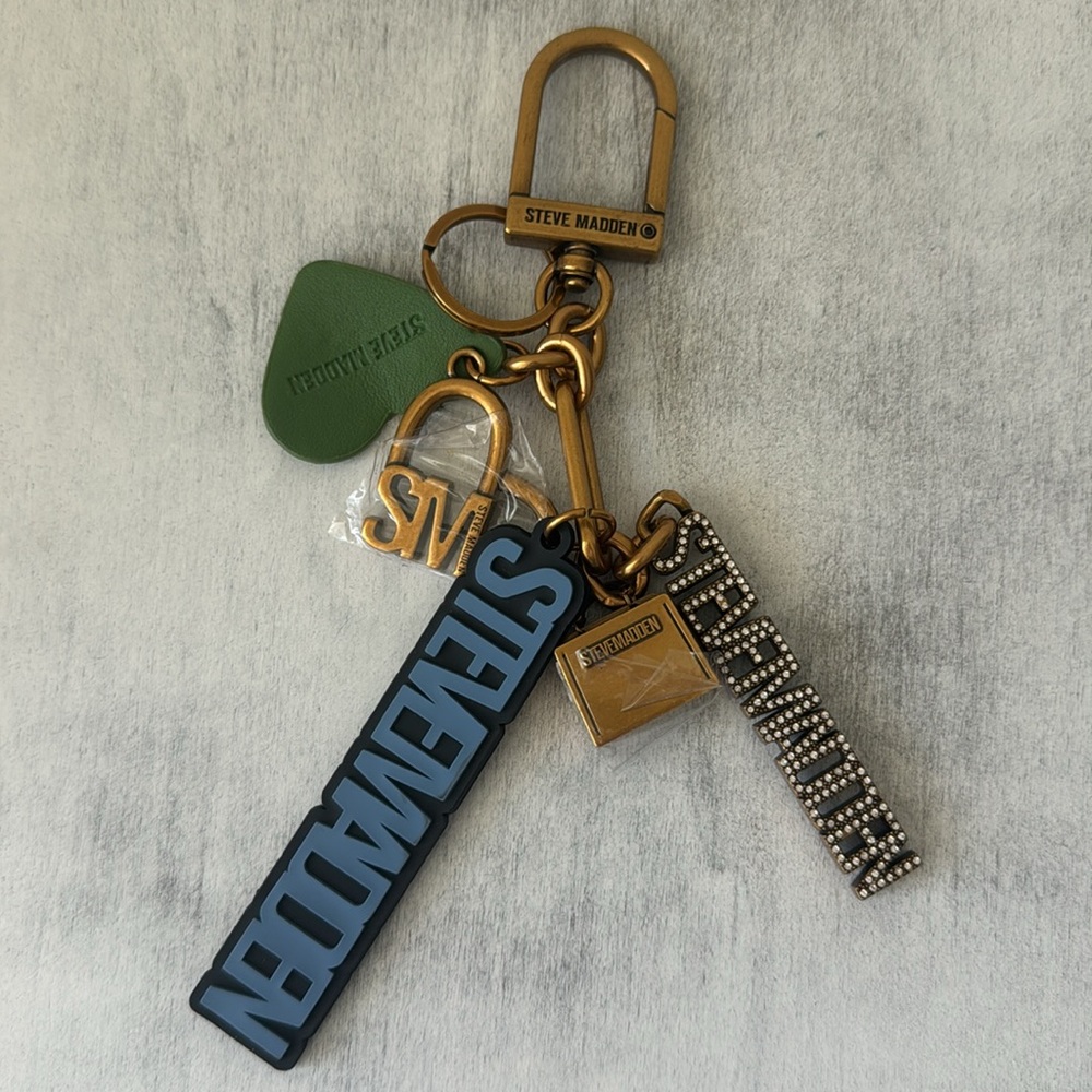 STEVE MADDEN METAL HANDBAG MULTI CHARM KEY CHAIN ACCENT GOLD NWOT